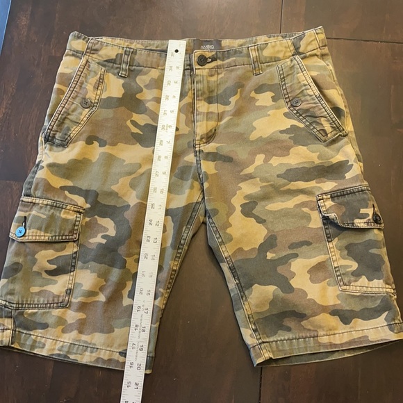 Men's Camo Cargo Shorts 32 - Picture 10 of 10